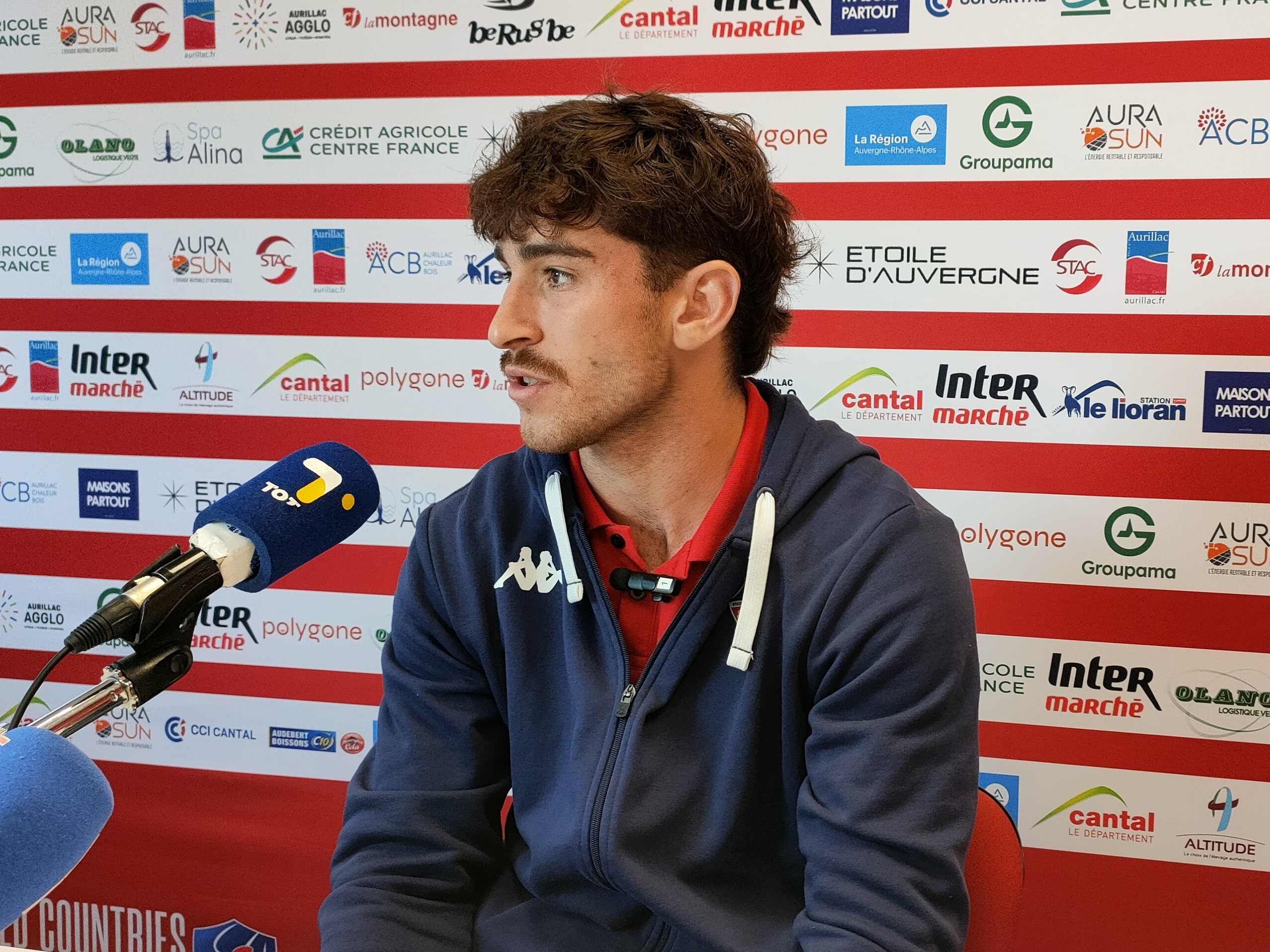 hugo bastard avant valence romans.jpg (1.77 MB)